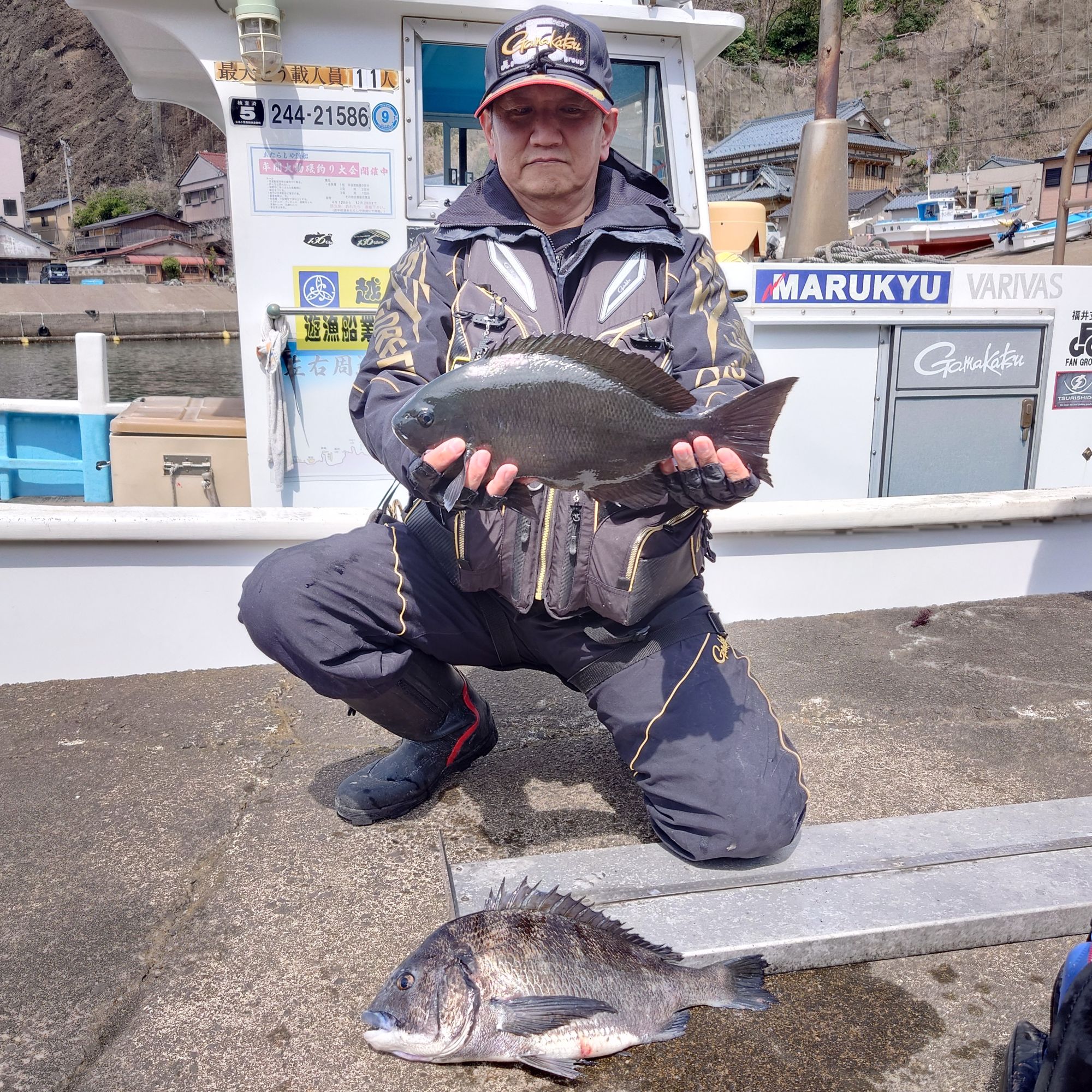 口太グレ40ｃｍまるまるしてました。