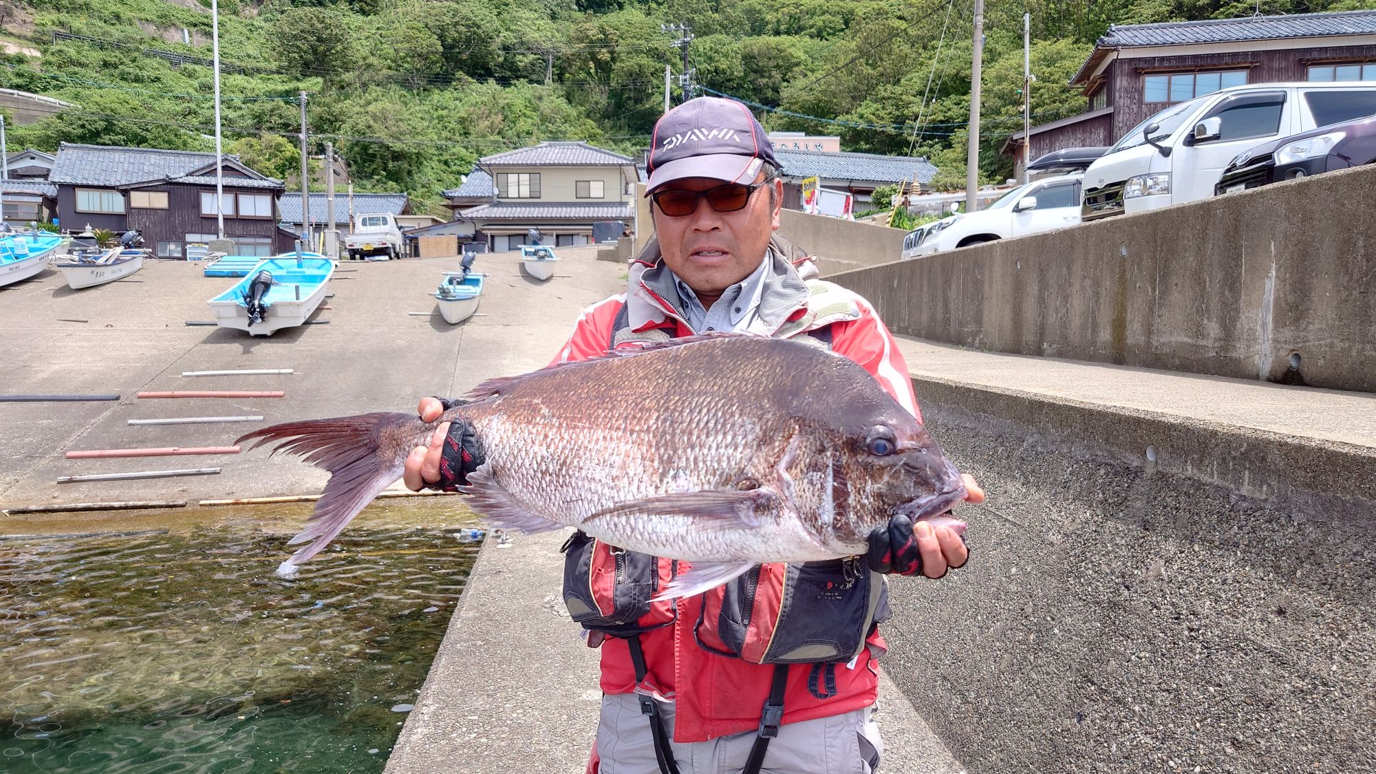 真鯛、80ｃｍでした。